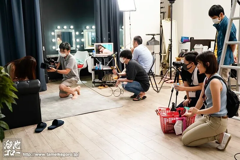 เบื้องหลังหนังav